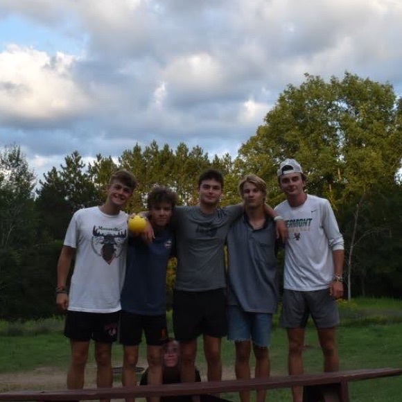 Profile Picture of Sean King (@seanking283) on Poshmark