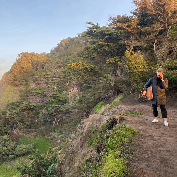 Profile Picture of Andrea Anstett (@@arentyouanzhu) on Tiktok