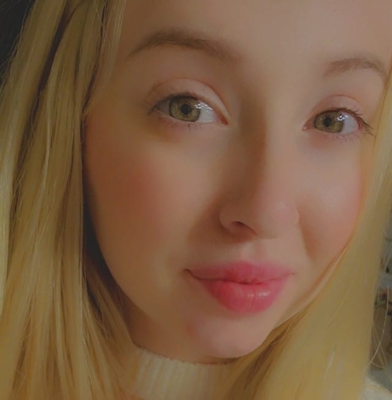 Profile Picture of Jcole Marshall (@jcolemarsh) on Poshmark