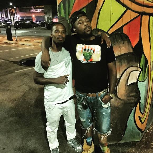 Profile Picture of Lydell Darien (@ldarien) on Poshmark