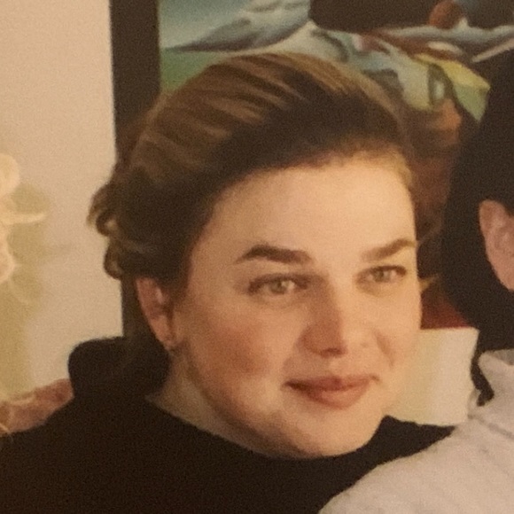 Profile Picture of Tanya Thomas (@tanyadh2005) on Poshmark