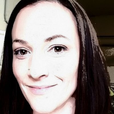 Profile Picture of Kerrie Graham (@LovesLucy53) on Twitter