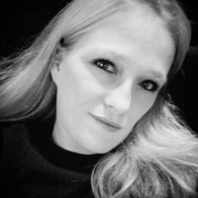 Profile Picture of Erica Perry (@muffinerp) on Pinterest
