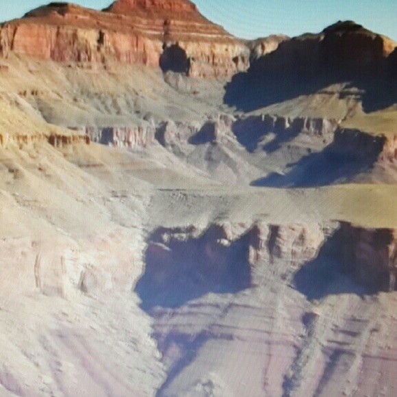 Mina Degollado - Poshmark Profile Picture of Mina Degollado (@minadegollado) on Poshmark