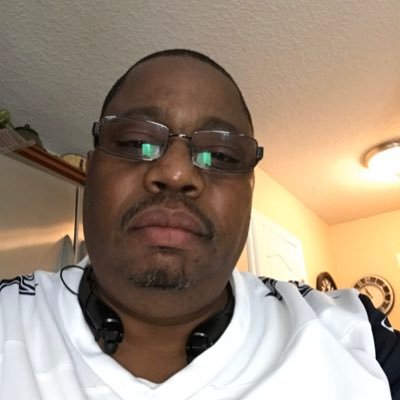 Profile Picture of Will Simms (@WillSimms11) on Twitter