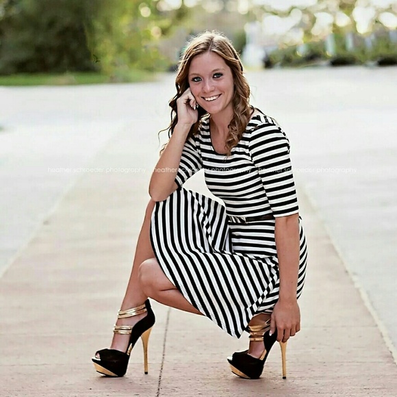 Profile Picture of Michaela Robertson (@mrobertson03) on Poshmark