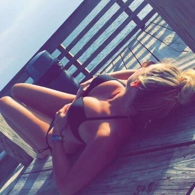Profile Picture of Angela Pfaff (@angelapfaff0715) on Twitter