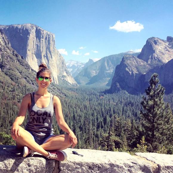 Profile Picture of Amy Plavner (@aplavner) on Poshmark