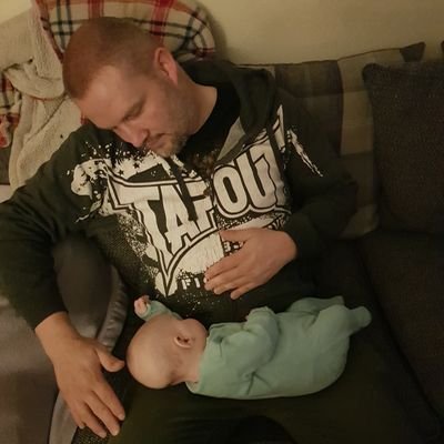 Profile Picture of Daniel Saunders (@SnakeEaterDan) on Twitter