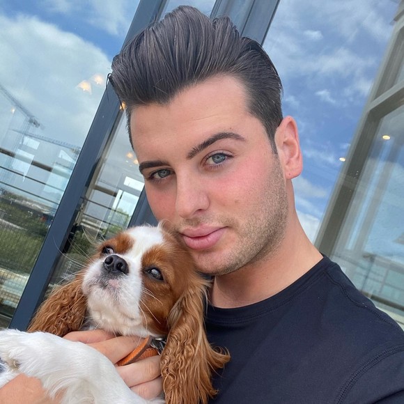 Seán Mcconnon - Poshmark Profile Picture of Seán Mcconnon (@s_mcconnon) on Poshmark