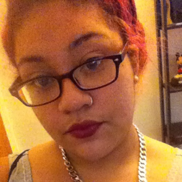 Profile Picture of Guadalupe Ramirez (@mamiig) on Poshmark