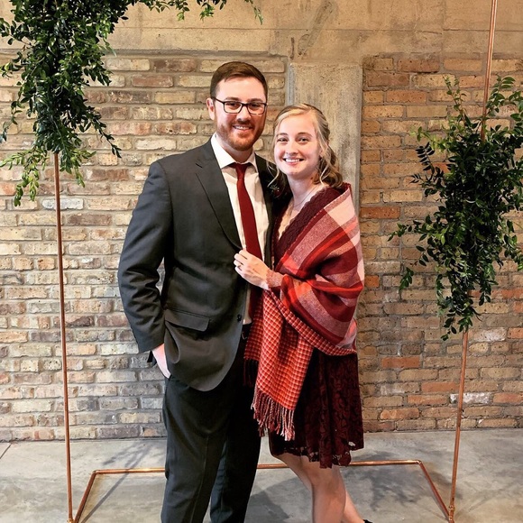 Profile Picture of Taylor Tripp (@bordewickt) on Poshmark