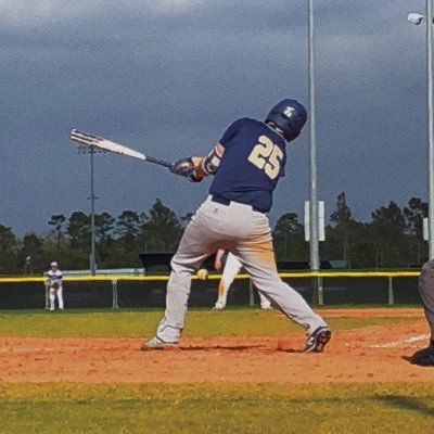 Profile Picture of Michael Hazelton (@mphaze3325) on Twitter