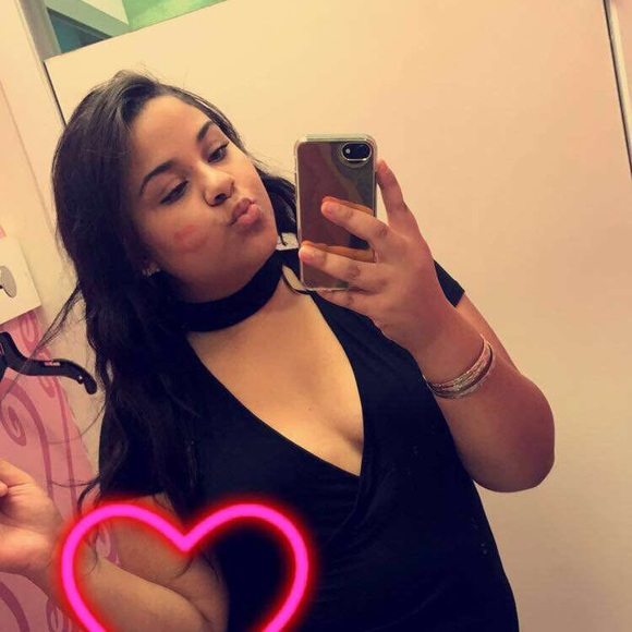 Profile Picture of Alexis Tatum (@252lexi) on Poshmark