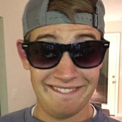 Profile Picture of Mike Scheu (@mikey_doodles) on Twitter