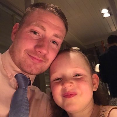 Profile Picture of Lee Dann (@leedann65) on Twitter