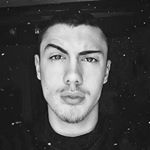 Profile Picture of 𝔗𝔥𝔬𝔪𝔞𝔰 𝔅𝔢𝔫𝔰𝔢𝔱𝔱𝔢𝔞𝔪 (@thomaschauvett) on Instagram