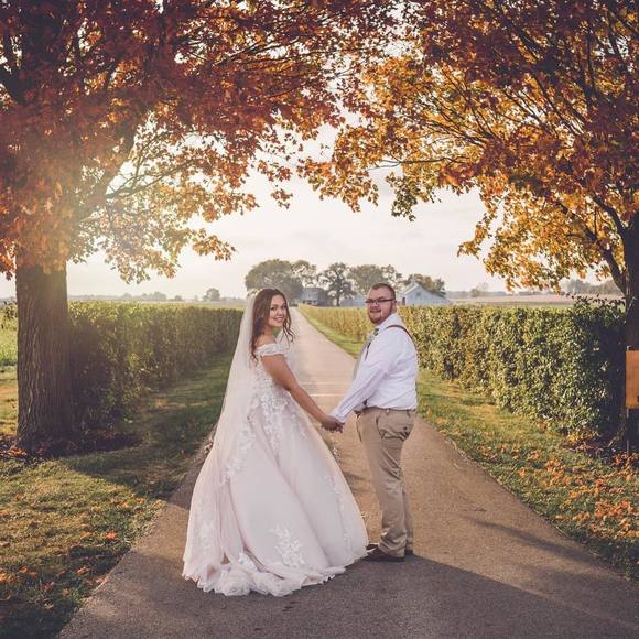 Profile Picture of Emma Speary (@espeary) on Poshmark