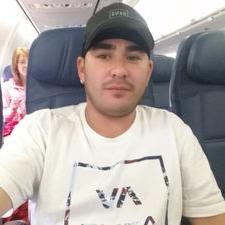 Profile Picture of Adrian Quintos (@fivetoez) on Twitter