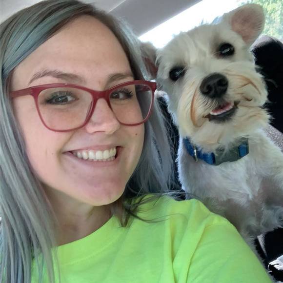 Profile Picture of Torie Hankins (@torierae) on Poshmark