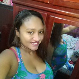 Profile Picture of Daniela Botelho Pimentel (@Daniela17837097) on Twitter