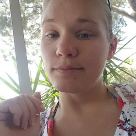 Profile Picture of Leasa Smith (@leasaleasa90) on Pinterest