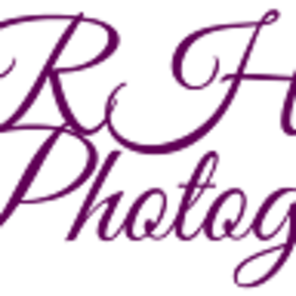 Profile Picture of Renee Hietpas (@renee_hietpas) on Poshmark