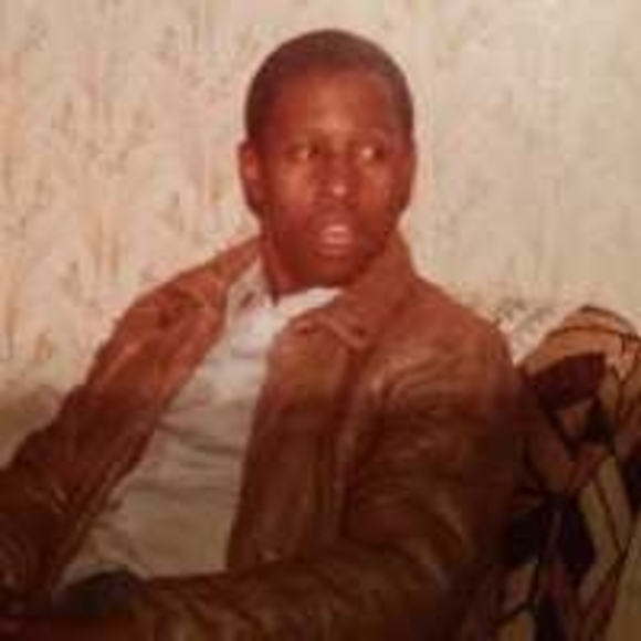 Profile Picture of Bruce Phillips (@phillbrucebp) on Poshmark