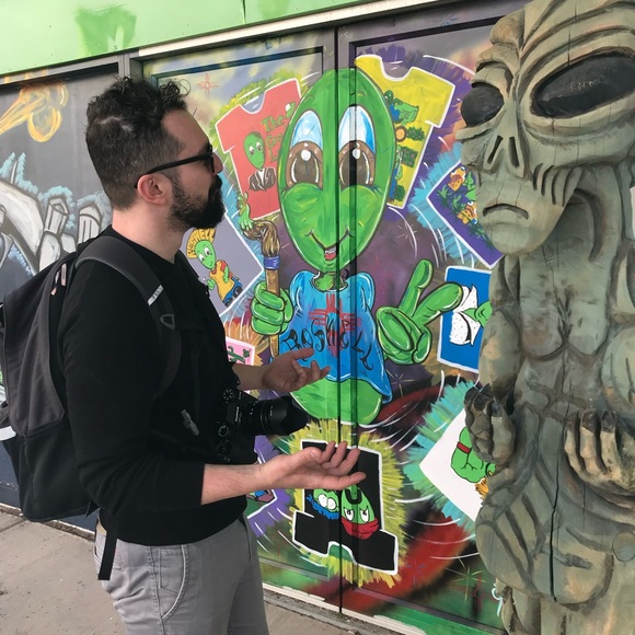 Profile Picture of Zisis Theodorou (@zisis) on Poshmark