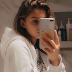 Profile Picture of Julia Roussos⚡️🌙 (@r.julia07) on Instagram