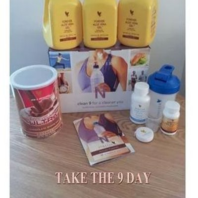 Profile Picture of Veronica Cassidy (@foreverliving24) on Twitter