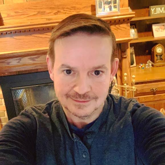 Profile Picture of Joel Bradley (@joelbradley620) on Poshmark