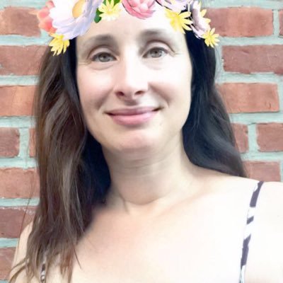 Profile Picture of Jill Goldstein (@jillagoldstein) on Twitter