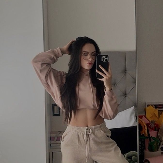 Stephanie Rosales - Tiktok Profile Picture of Stephanie Rosales (@sstephanierosales) on Tiktok