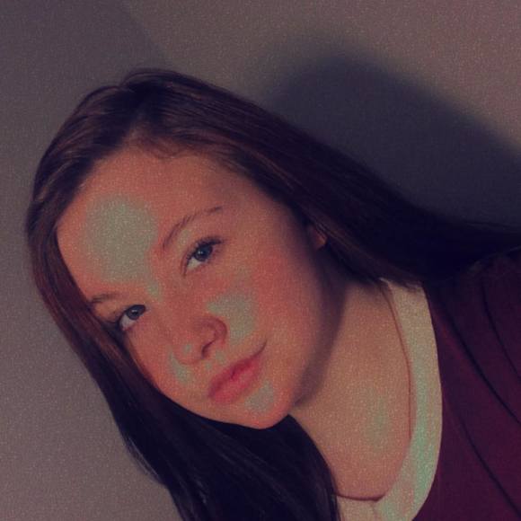 Profile Picture of Meghan Seaton (@meghanseaton) on Poshmark