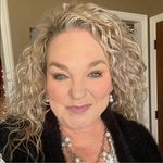 Profile Picture of Robin Jumper (@robinjumperrealtor) on Instagram