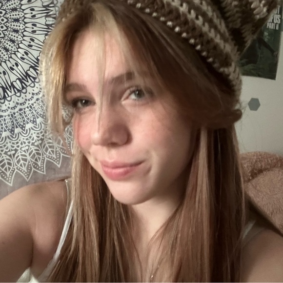 Profile Picture of Adeline Keller (@addiekeller13) on Poshmark