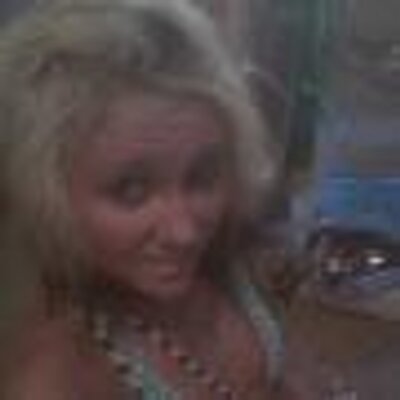 Profile Picture of Kerry Roberts (@kerryroberts16) on Twitter
