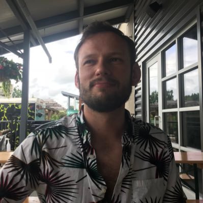 Profile Picture of Cory Bee (@TheBuckMopsHere) on Twitter