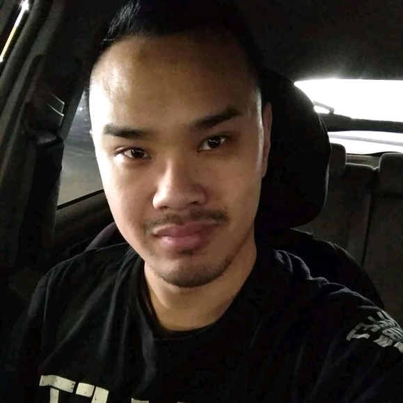 Profile Picture of Michael Nguyen (@weirdmonki798) on Poshmark