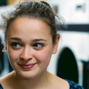 Profile Picture of Eloise Carter (@eloisecarter) on Youtube
