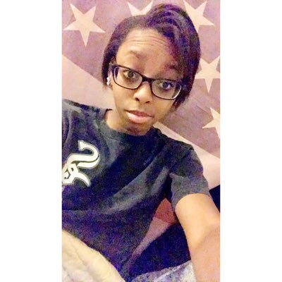 Profile Picture of Shirley Marshall (@ShirleyEm1229) on Twitter