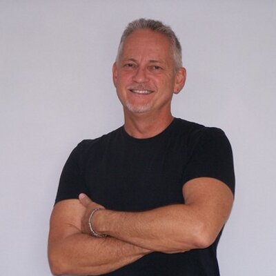 Profile Picture of Ray Weaver (@wordmanray) on Twitter