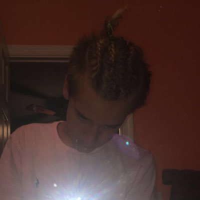 Profile Picture of Logan Clemons (@issaproccess) on Twitter