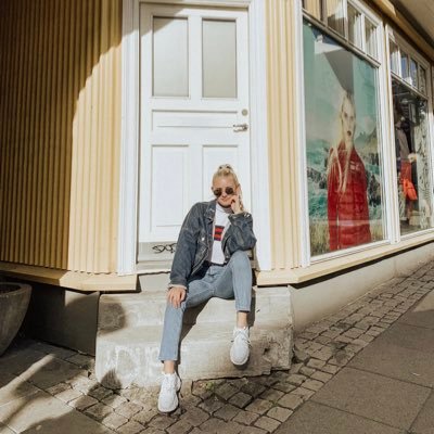 Profile Picture of Ava (@AvaDerr99) on Twitter