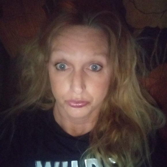 Profile Picture of Brenda Cunningham (@brendacunnin877) on Poshmark