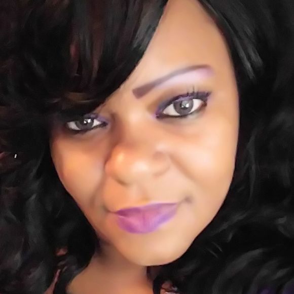 Profile Picture of Pamela Fountain (@trulyloved726) on Poshmark
