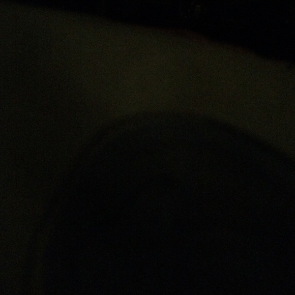 Profile Picture of Ashley Key (@designerlabelll) on Poshmark