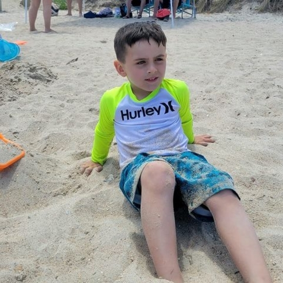 Profile Picture of Bonnie Delfel (@balex25) on Poshmark