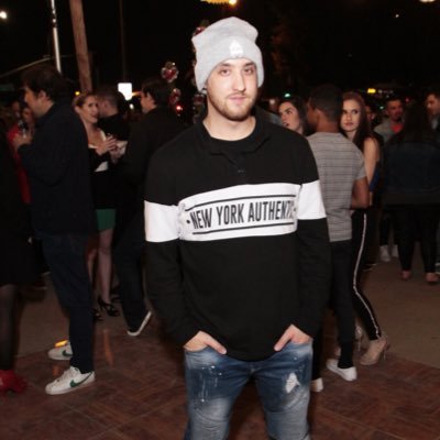 Profile Picture of C Minor (@CMinorIsTheKey) on Twitter